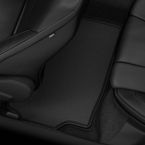 Velur talne preproge spredaj in zadaj, črne